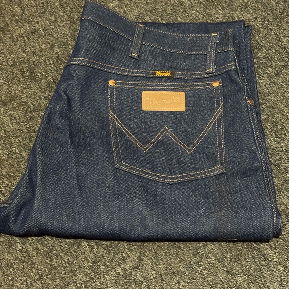 Wrangler Blue Bootcut Jeans with Rigid Denim - NWOT - Picture 12 of 12